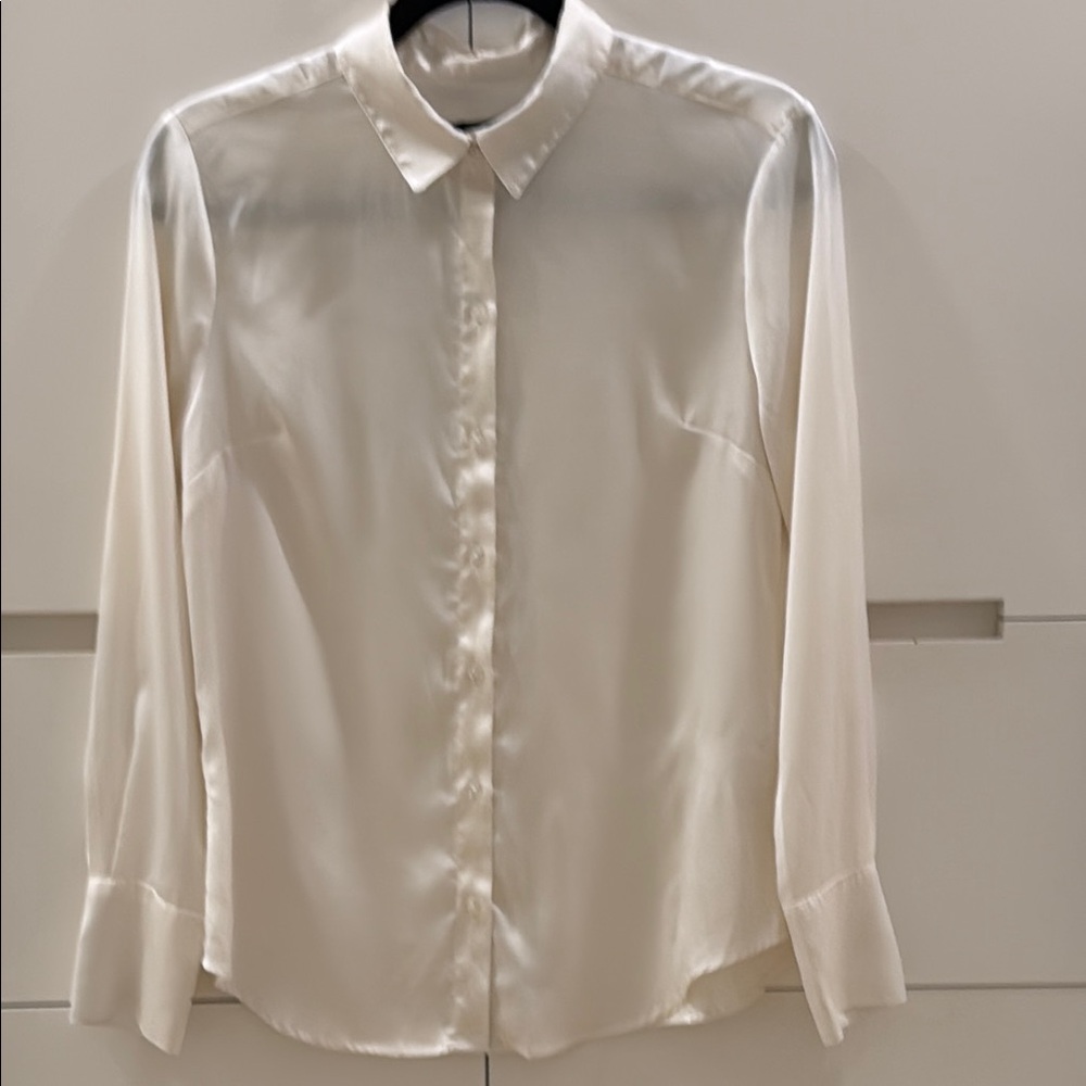 Banana Republic Classic White Blouse Size S